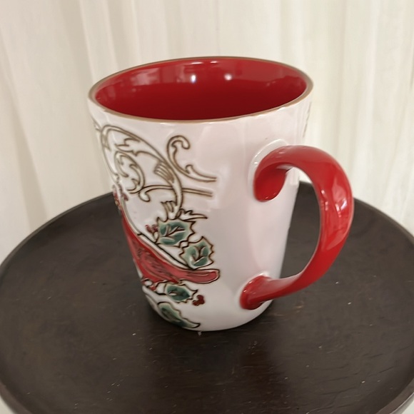 Red Bird Christmas Mug - Picture 6 of 7